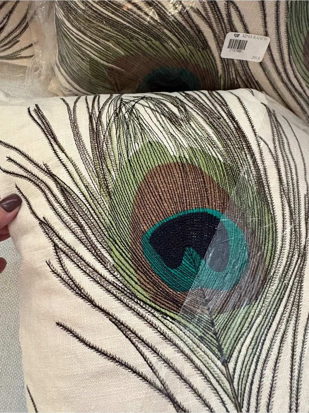 (4)Peacock Feather Decorative Pillows- Cream with Green Accent- Peking handicraf